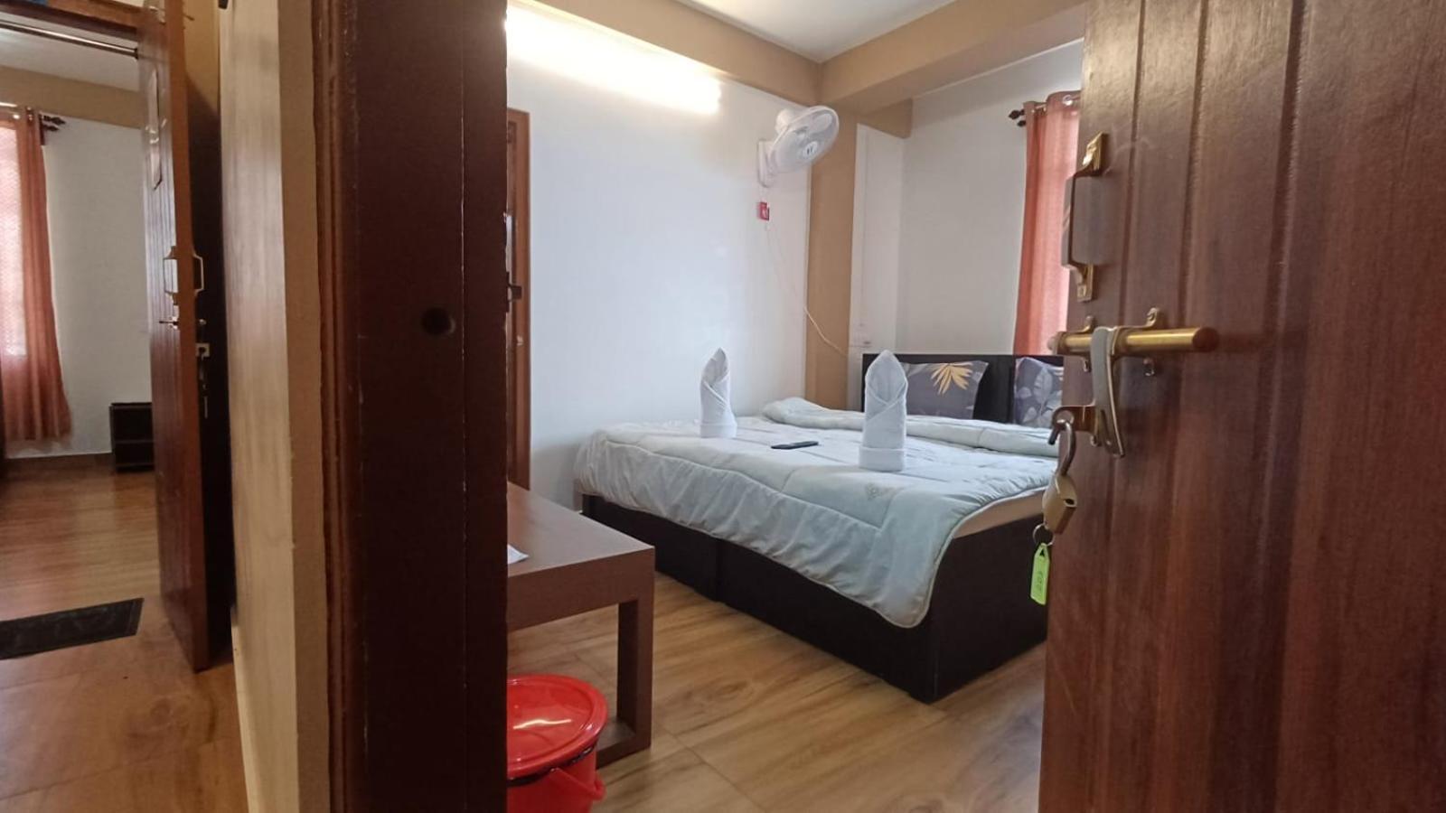 Aroma Inn Shillong Kültér fotó